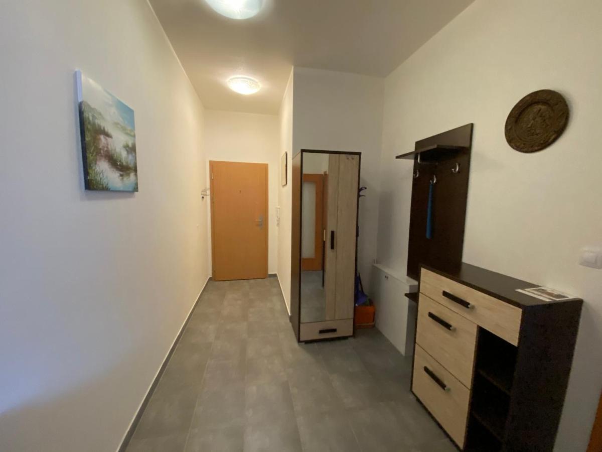 Apartmán na Lukách - Kopretina Trebon Exterior foto